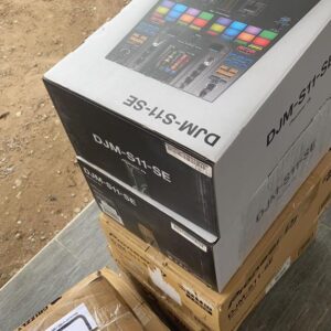 Pioneer DJ DJM-S11SE Professional 2-Channel Battle Mixer for Serato DJ Pro / rekordbox (Special-Edition Throwback Design)