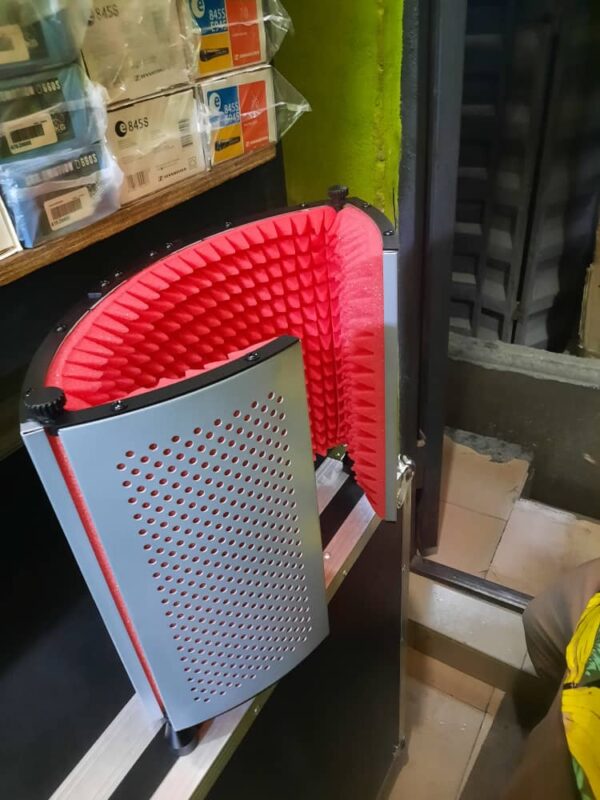 Signature vocal booth2