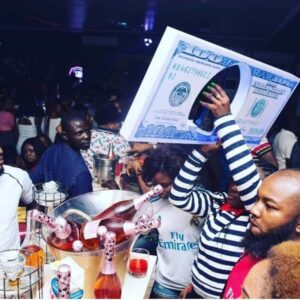 LED DOLLAR BILL BOTTLE PRESENTER (CARRIER)