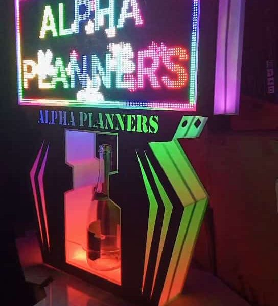 LED DIGITAL MESSAGE BOARD AND SINGLE BOTTLE PRESENTER