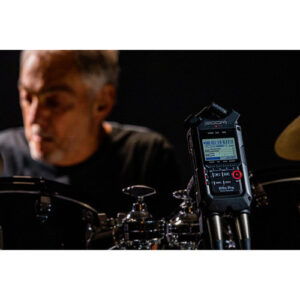 Zoom H4n Pro 4-Input / 4-Track Portable Handy Recorder with Onboard X/Y Mic Capsule