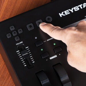 M-Audio Keystation 88 MK3 88-Key Semi-Weighted USB-Powered MIDI Controller