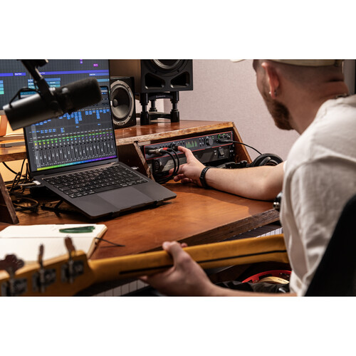 Focusrite Scarlett-18i20 USB 4th gen.6